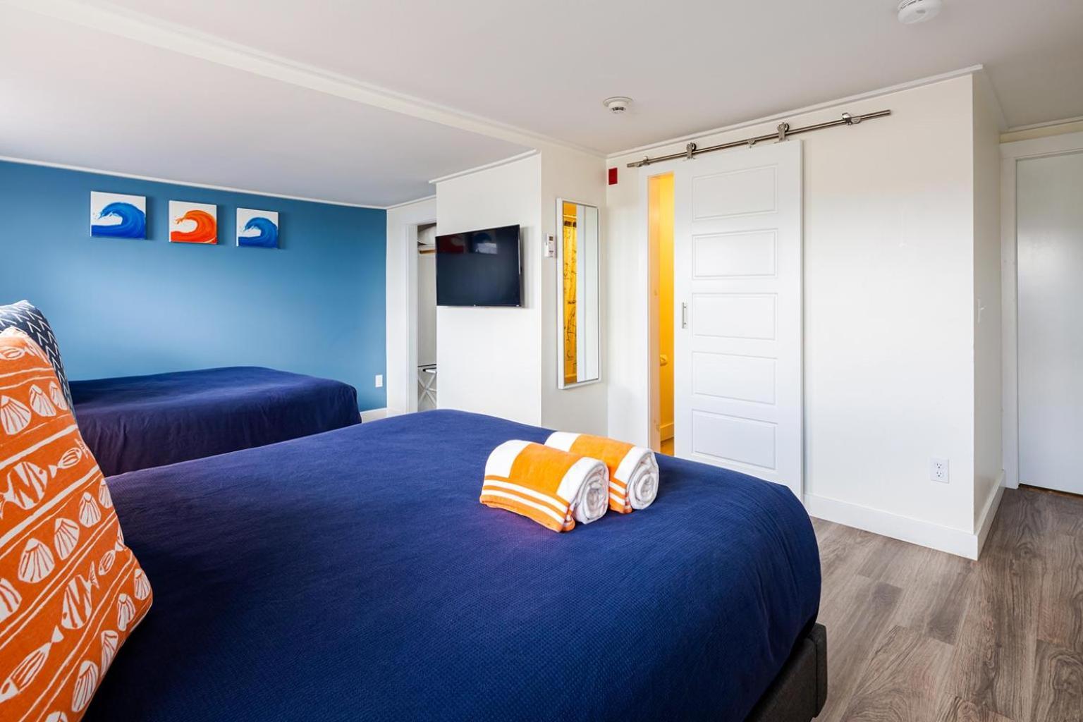 Breakwater Hotel بروفينس المظهر الخارجي الصورة