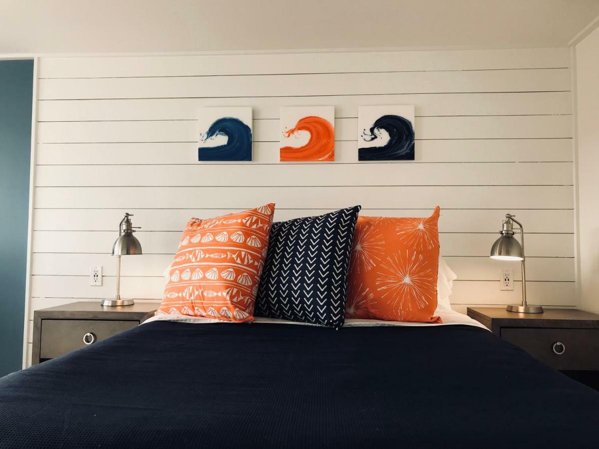 Breakwater Hotel بروفينس المظهر الخارجي الصورة